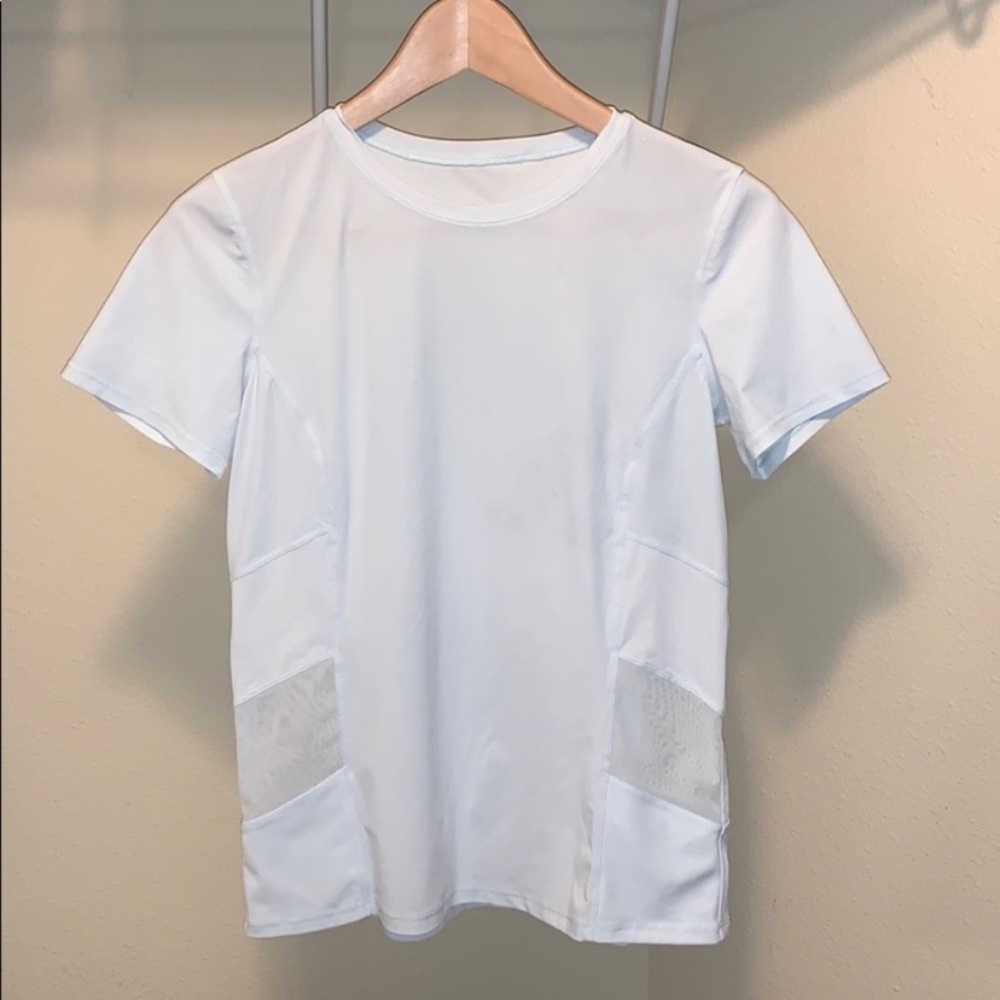 Lululemon t-shirt light blue